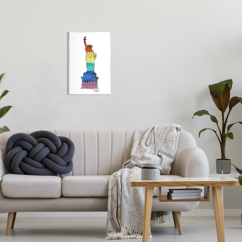 Statue of Liberty Pride Rainbow par Mark Higden, impression, H 19 po x l 13 po x P 0,5 po, Mdf