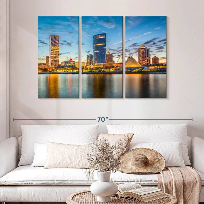 Senne Milwaukee Cityscape, 32" H x 50" W