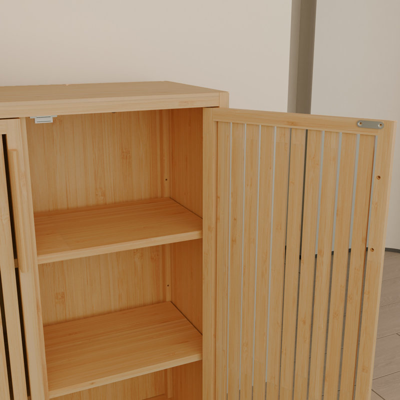 Armoire multi-scène de 42 pouces avec tablettes ouvertes pour la cuisine et la salle de bain. Rangement caché dans les portes.