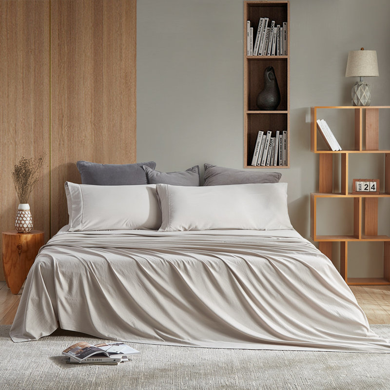Snorze Cloud Peach Soft Microfiber Coma Inducer Sheet Set, Queen Sheet Set + Fitted Sheet + 2 Pillowcases, Brown