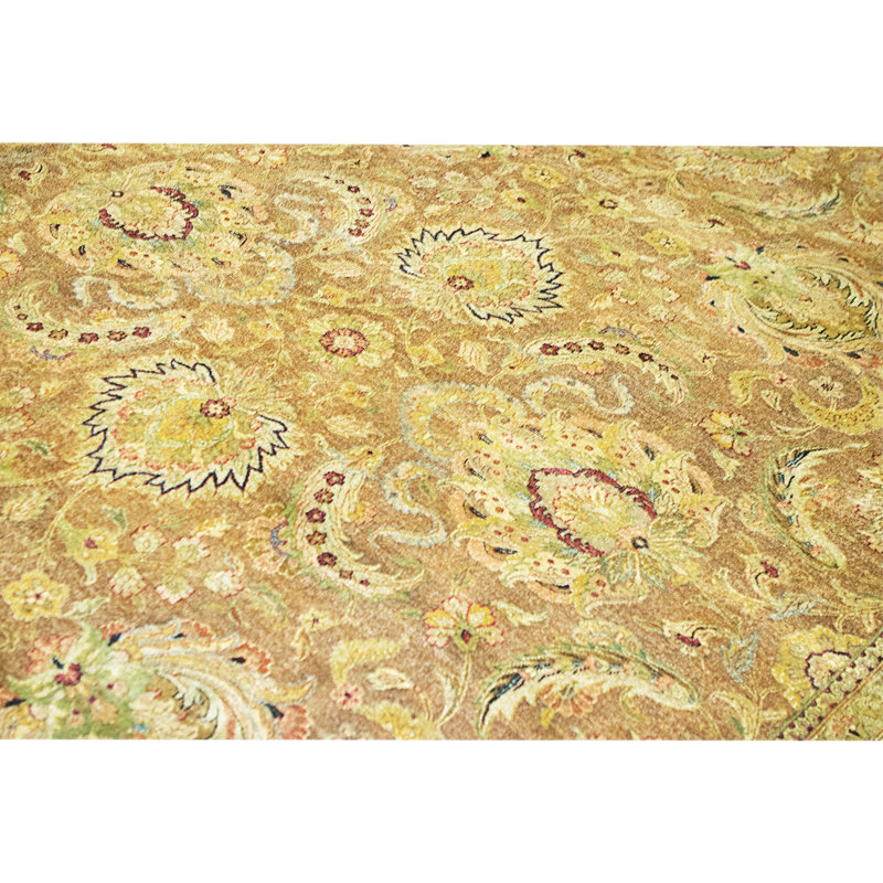 Tapis doré et ivoire de haute qualité noué à la main