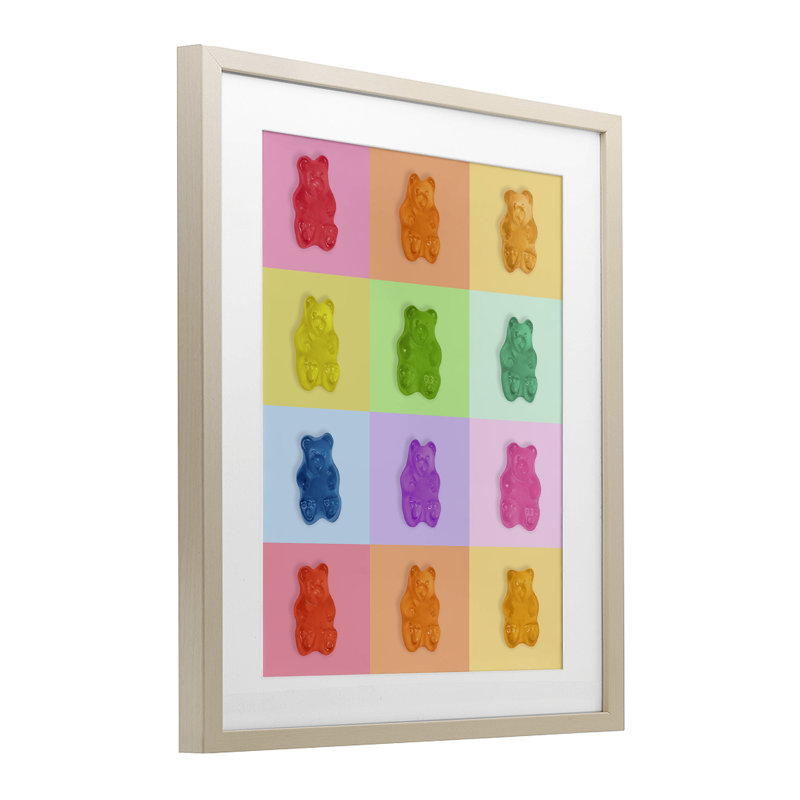 «Candy Bears Rainbow», reproduction encadrée sous verre, design par Lish Creative, H 21 po x l 17 po, Cadre de récolte en pin