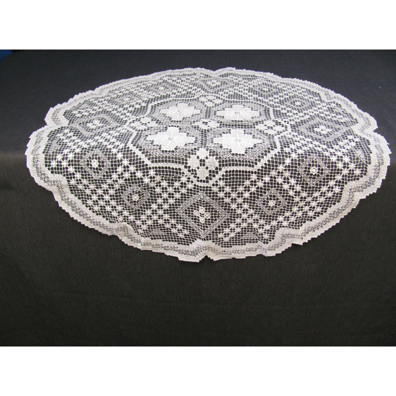 Rond en coton fabriqué à la main en dentelle Tuscany 24 po