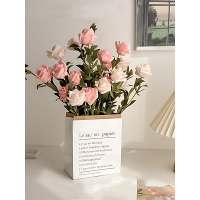 Bouquet de roses dans un vase