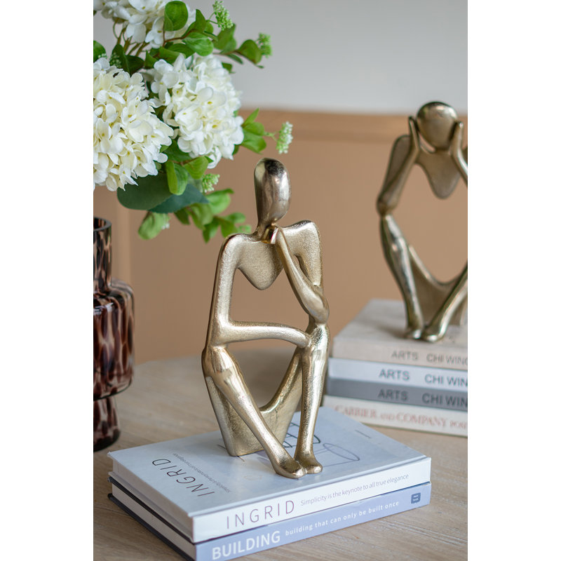 Figurine humaine abstraite en aluminium I 6 po x 4 po x 12 po or