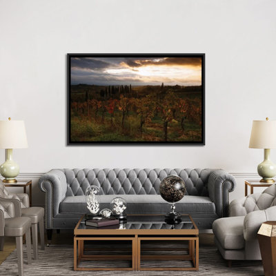 «Autumn Sunrise, Tuscany, Italy» par Matteo Colombo - reproduction de photo sur toile tendue