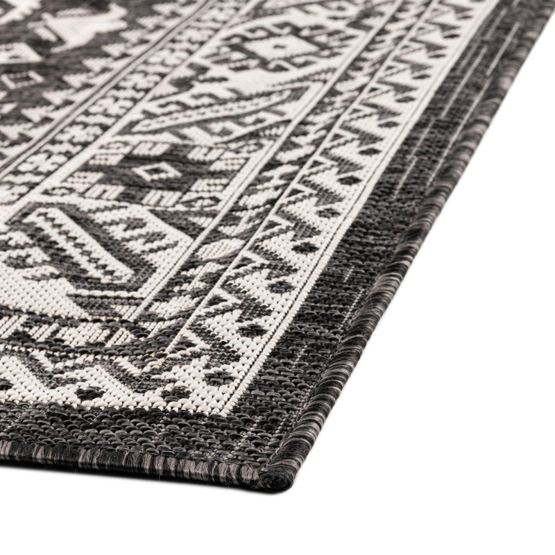 Indoor/Outdoor Chand Area Rug Stone Color, Oval 7'10" x 10'