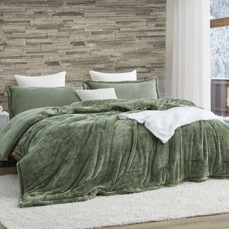 Softer than Soft - Coma Inducer Oversized Comforter Set - Double Plush, Twin XL Comforter + 1 Standard Sham, Green