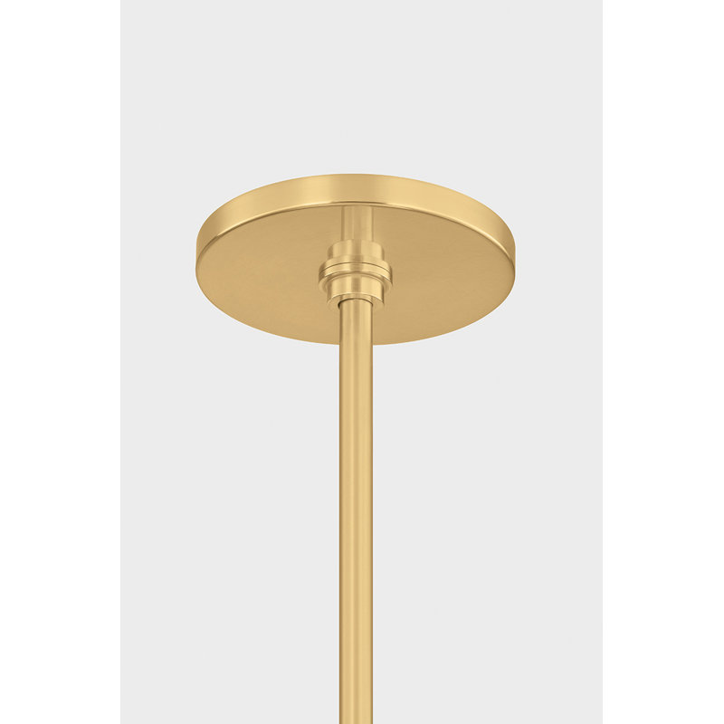 Lustre TAMara, Laiton