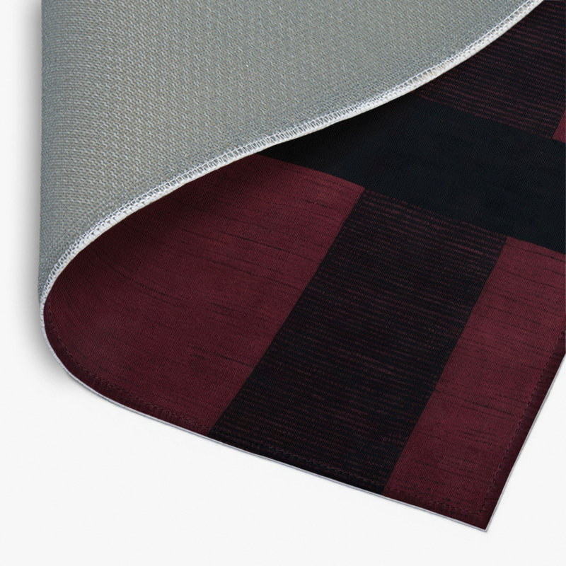 Checkered Black Indoor and Outdoor Area Rug, Rectangle 8' x 10'