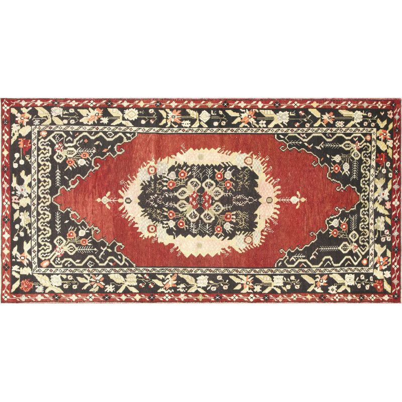 One-of-a-Kind 4'7" X 8'11" Area Rug