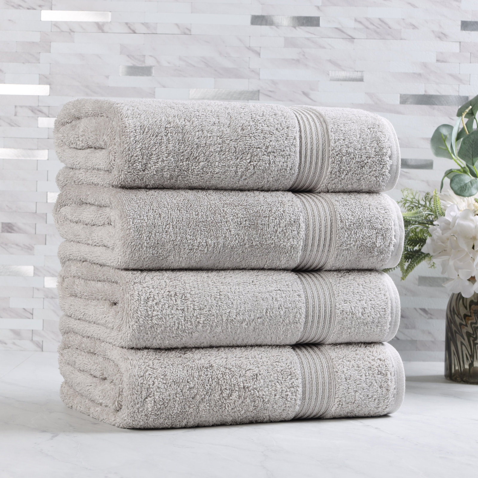 Oleg Egyptian Cotton Bath Towel, Silver