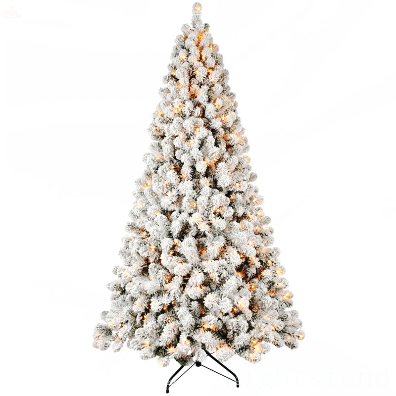 Arbre de Noël illuminé enneigé 6 pi, 6'