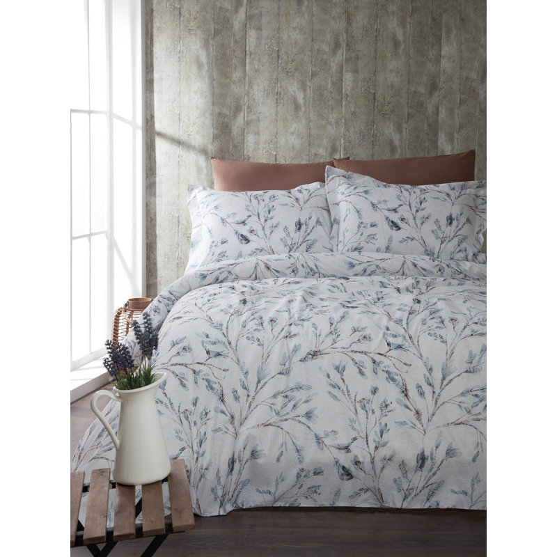 Luxurious Satin Double Quilt Cover Set, Mint & White, Fits Queen Size 79 x 87 | 100% Cotton Satin, 210 Thread Count | Includes 2 Standard & 2 Euro Pillowcases | Machine Washable, Elegant Design with Button Closure
