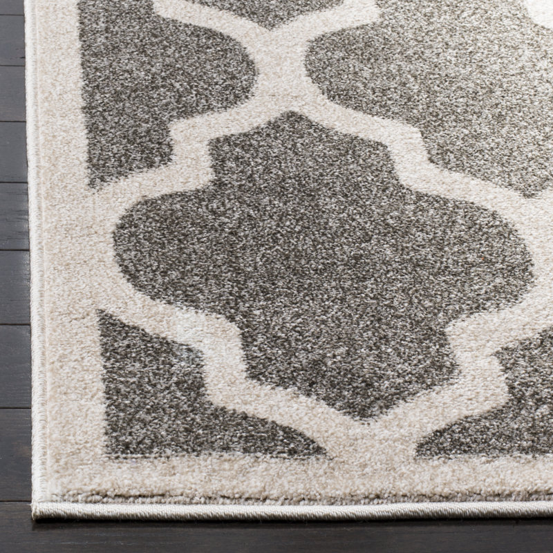 Carman Performance Geometric Rug, Square 7'