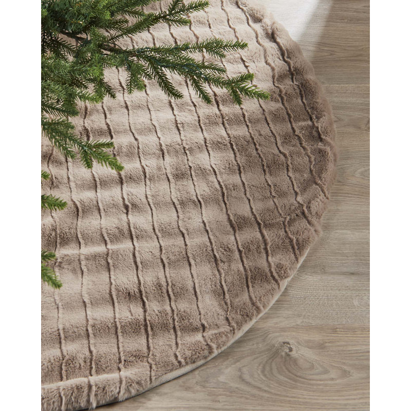 Faux Fur Tree Skirt