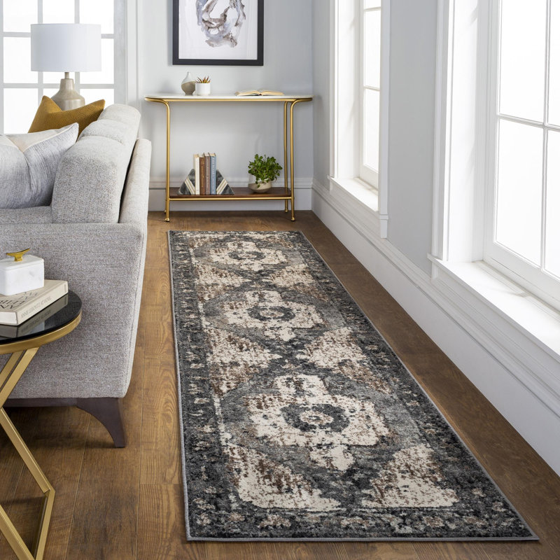 Tapis oriental gris anthracite tissé au métier mécanique Addisyn, Tapis de couloir 2 pi 7 po x 12 pi