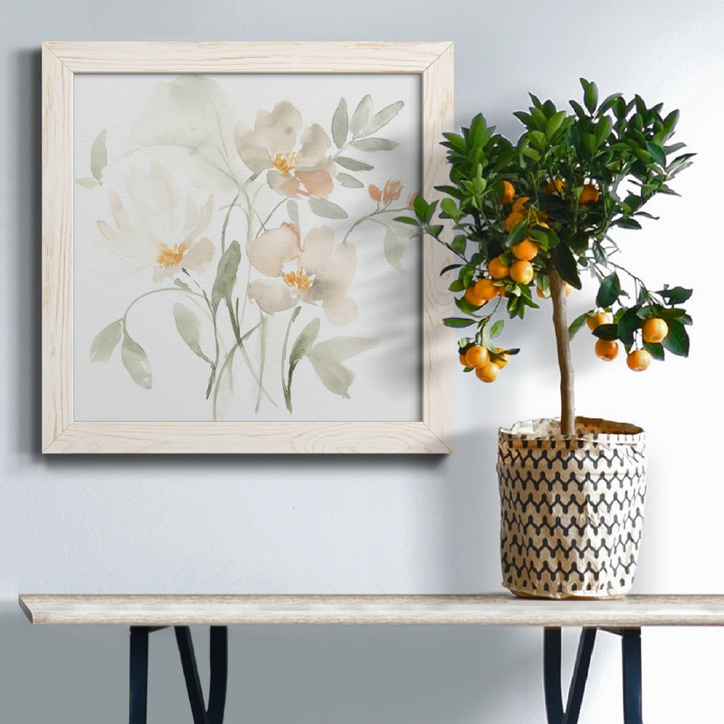 «Whispering Petals I», art mural sur toile, Cadre blanc, H 31,5 po x l 31,5 po x P 1,5 po