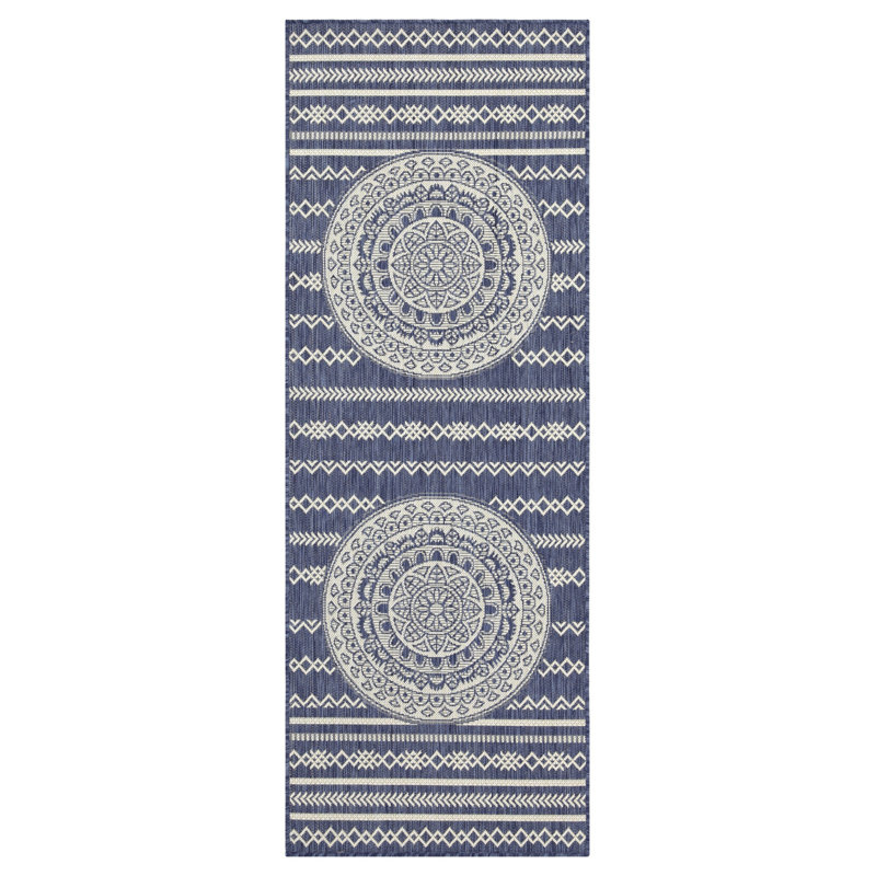 Indoor/Outdoor Area Rug, Runner 2'7" x 7'3"