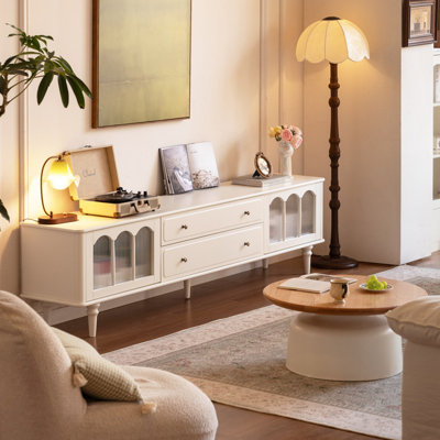 French Style Rubber Wood TV Stand