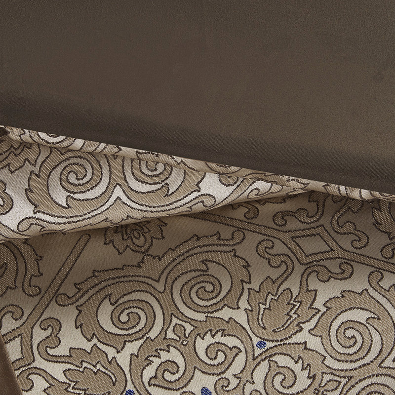 270925302 Comforter