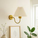 Lampe murale moderne crème avec corps en métal, diamètre de 8,7 po x 5,5 po | Douille E27, 40 W maximum, indice de protection IP20 | Conception élégante pour le salon et la chambre à coucher, luminaire élégant pour la maison, ampoule non incluse