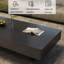 Table basse moderne avec plaque carrée en pierre-102782878