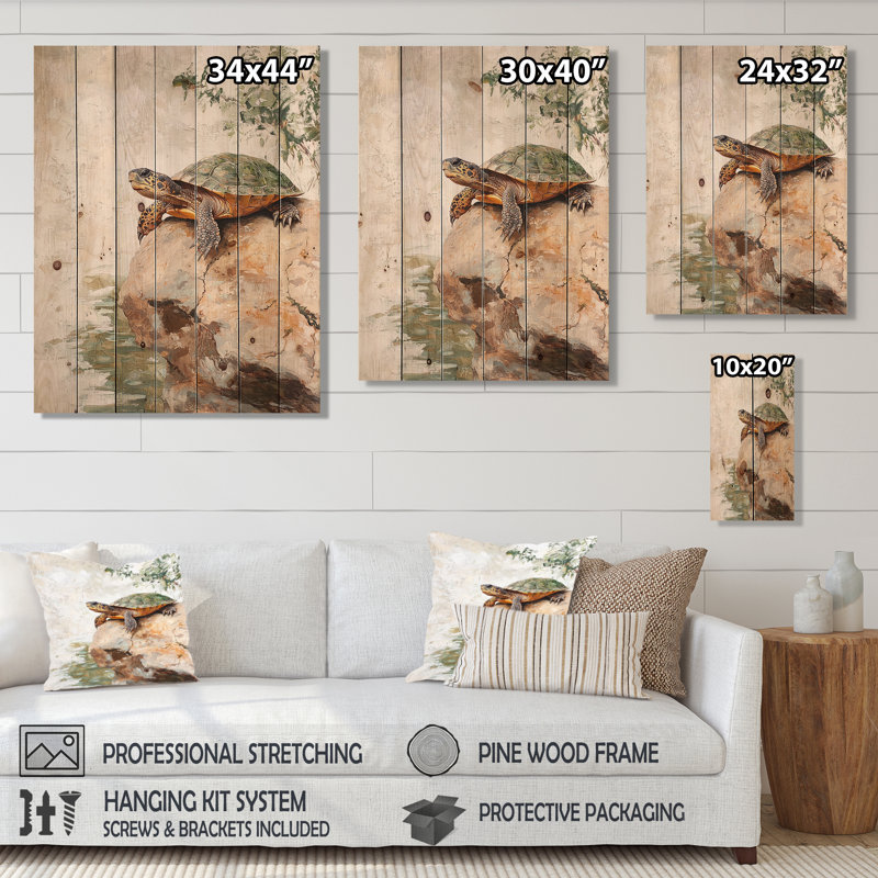 Minimal Turtle On A Rock I - Art mural moderne en bois sur bois de pin naturel, H 32 po x l 24 po