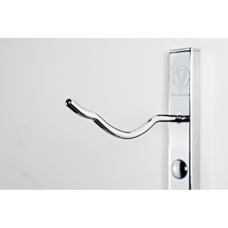 Support à vin mural en métal 6 bouteilles Indurial, Chrome, 24"H x 13"W x 5.25"D