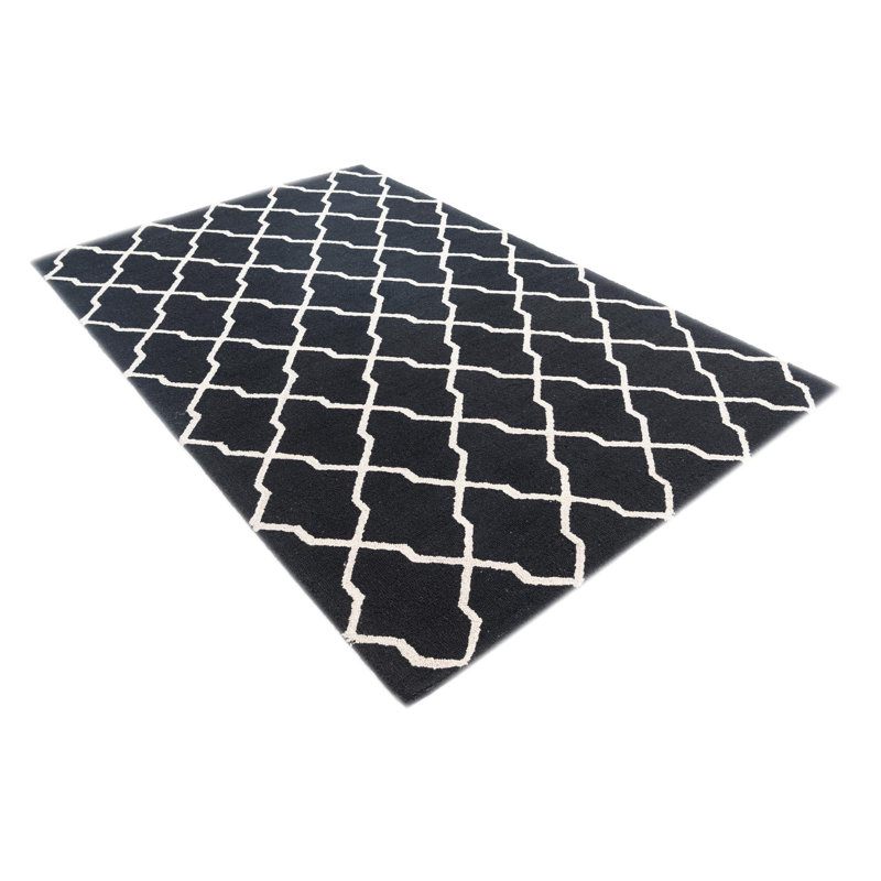 Iverson Black Rug
