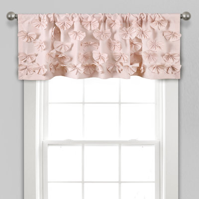 Scalloped Window Valance
