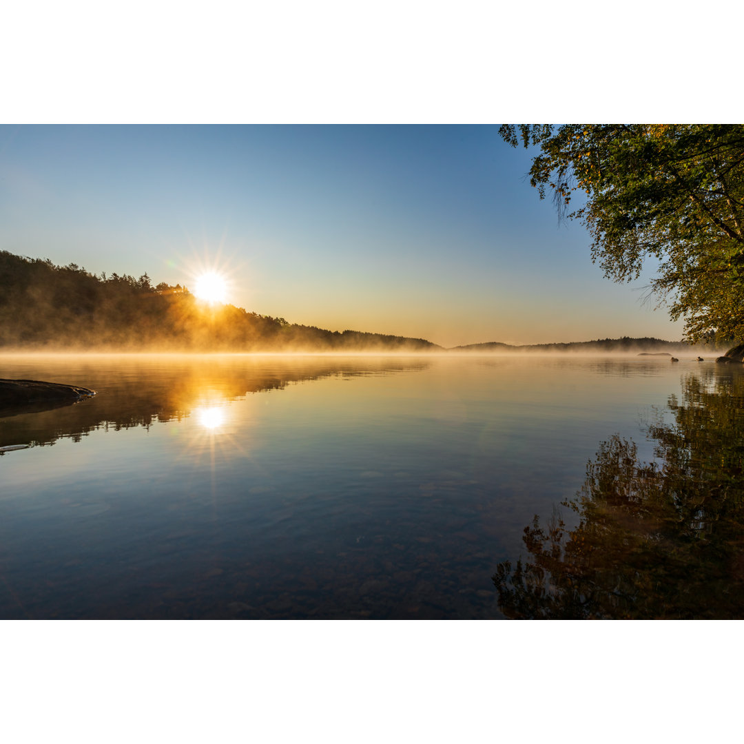 Der See am frühen Morgen - Leinwandbild