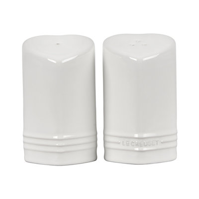 Le Creuset Figural Heart Salt & Pepper Shaker Set