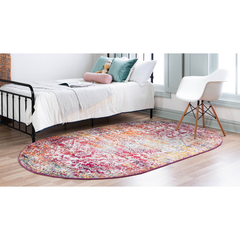 Robinne Oriental Indoor Rug, Oval 5' x 8'