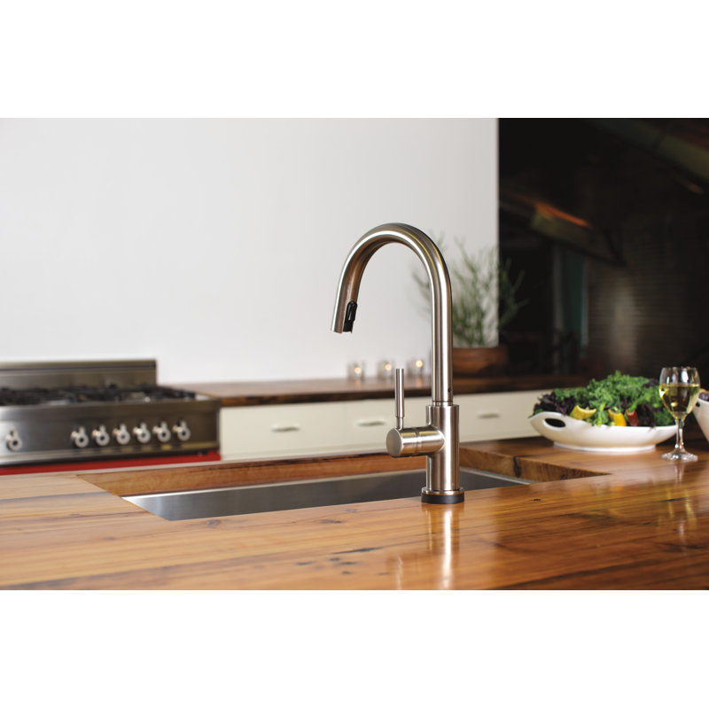 Brizo 64020LF-SS Solna Single Handle Single Hole Pull-Down Kitchen Faucet with SmartTouch Technology, Black