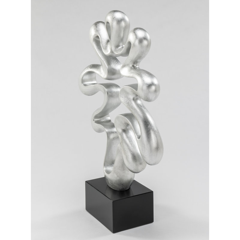 Figurines & Sculptures