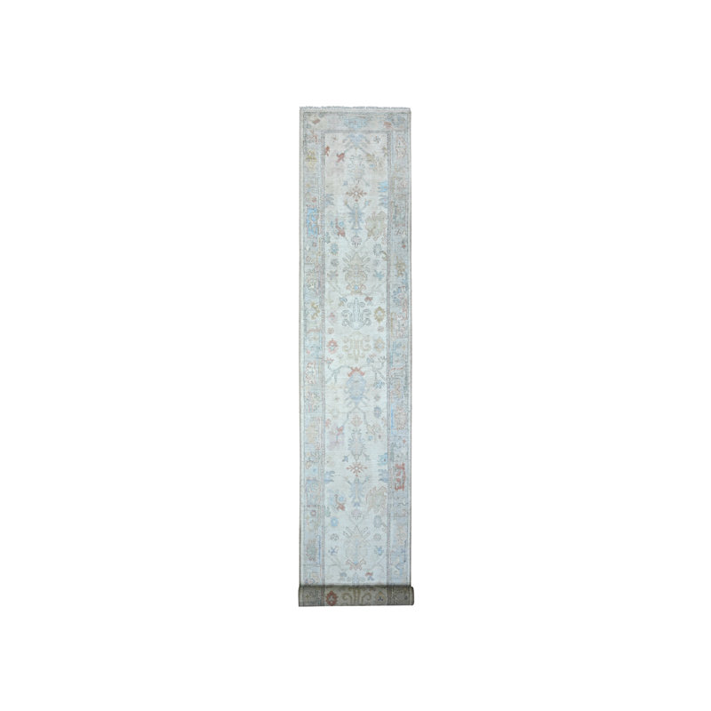 Tapis de couloir oriental 2 pi 8 po x 19 pi 2 po blanc platine Angora Oushak 7858E63EC66341AB8034EEAD3B94D268