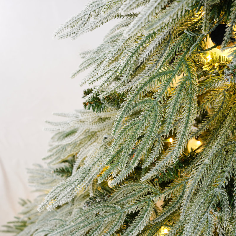 Arbre de Noël artificiel enneigé avec lumières DEL blanc chaud Noelbright, H 6 pi
