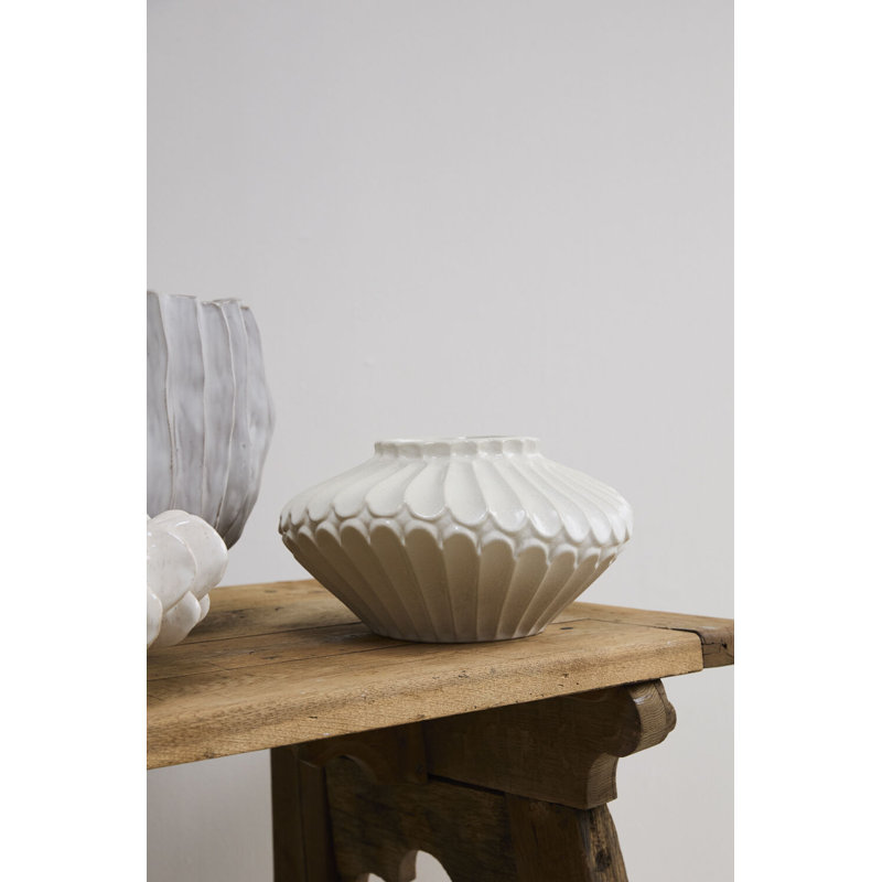 Ilaria Vase 16.5"x 15"x 8"