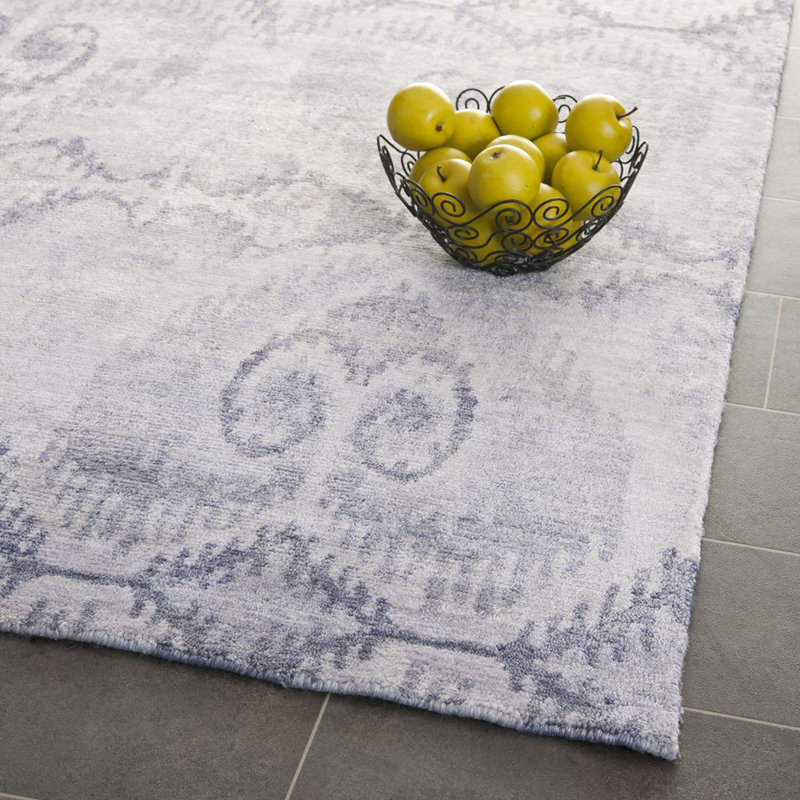Arnav Hand Knotted Viscose/Cotton Ikat Rug in Gray, Rectangle 9' x 12'