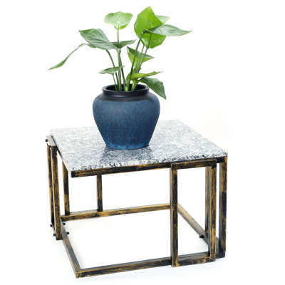 Support à plantes en métal noir et doré de 37 cm (14,5 po) avec étagère en marbre granit - Cadre dégradé pour table de 56,5 cm (22,25 po) de largeur.