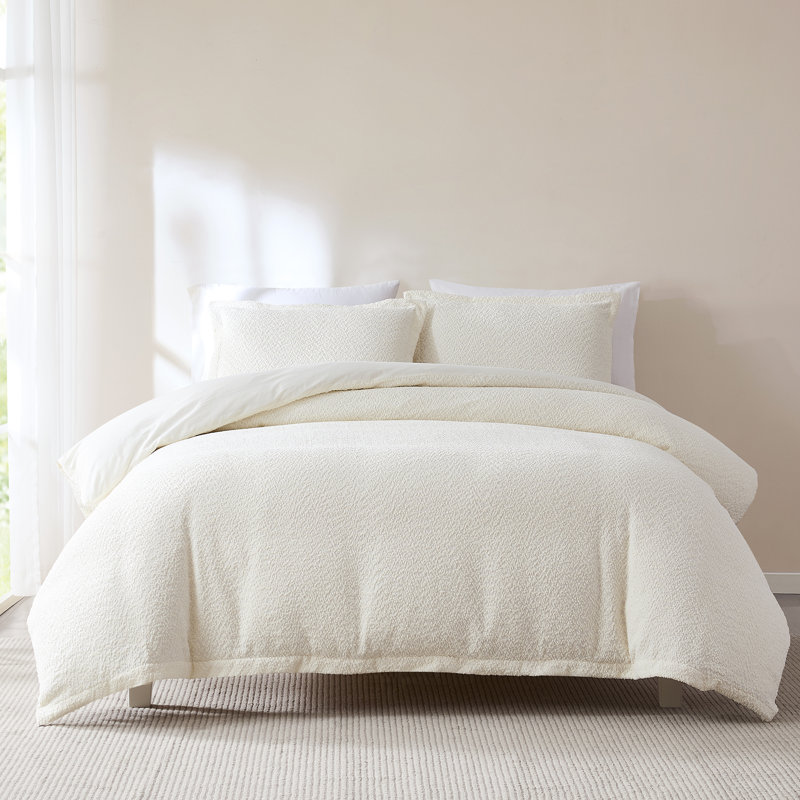 Lotti Boucle Duvet Cover Soft White 3Pc Set, Queen Duvet Cover + 2 Shams