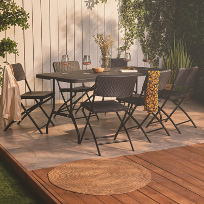 Starr Folding Outdoor Table and Chairs