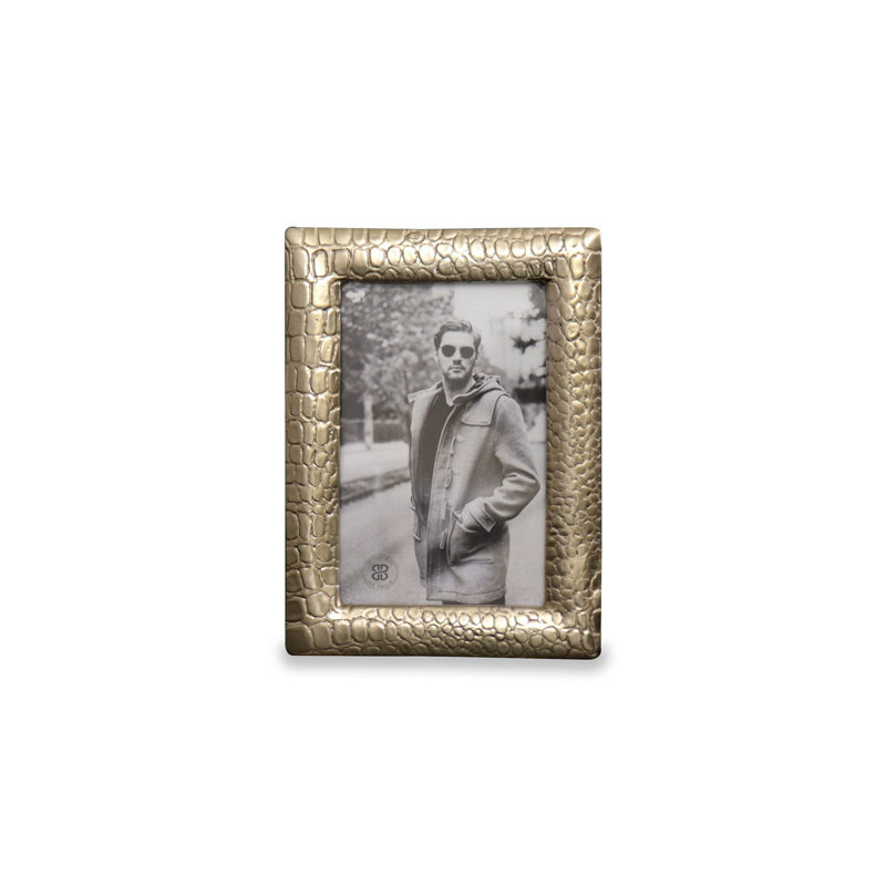 Gold Textured Metal 4x6 Tabletop Picture Frame