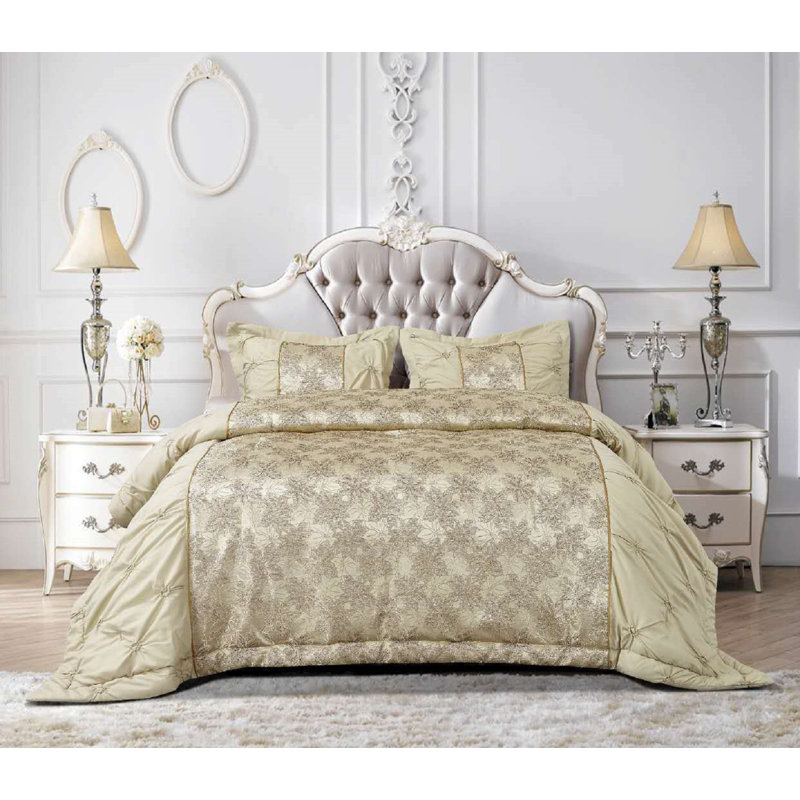 Syble Polyester Floral Bedspread, 250 x 250 cm, Gold