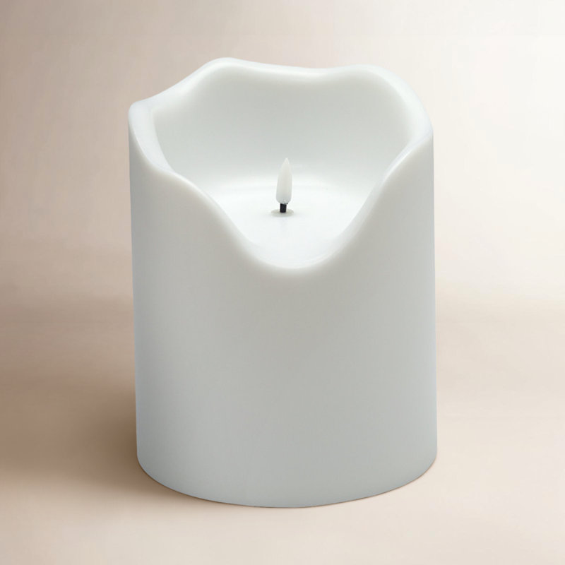 Petite bougie blanche sans flamme pour l'extérieur
