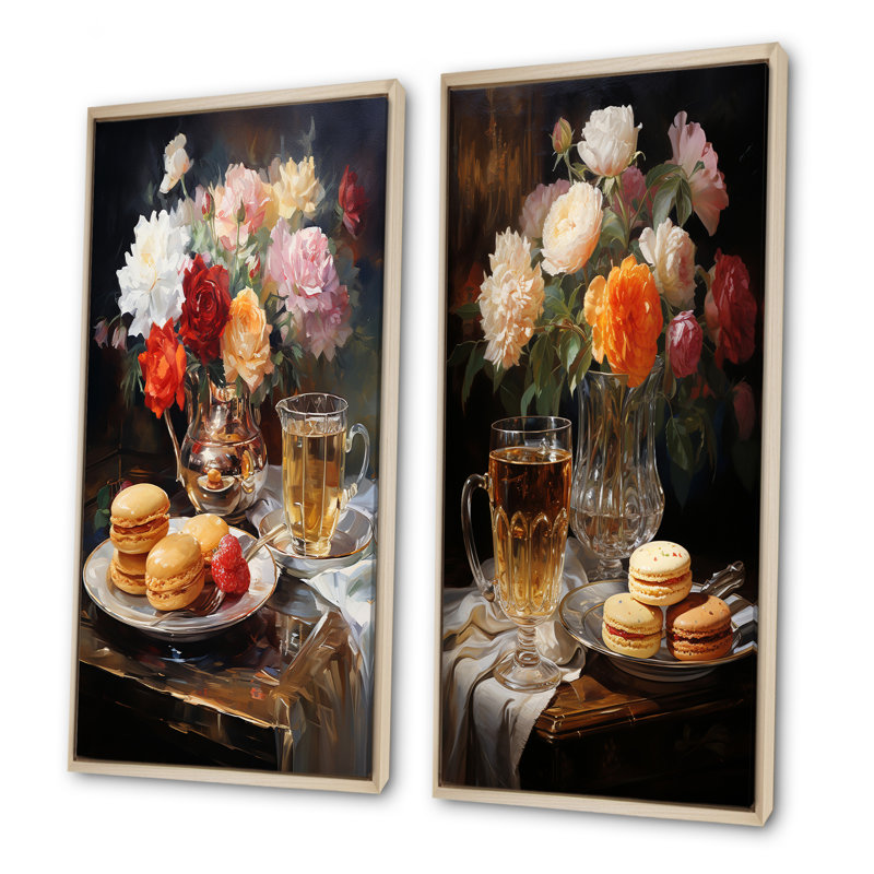 Sweet Reflections Macaron - Desserts, ensemble de 2 reproductions d'art sur toile, H 40 po x l 41 po, Encadrement brun