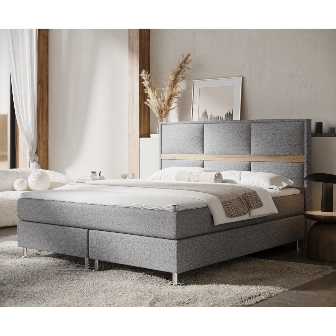 Echtes Boxspringbett Nesline mit Zwei Matratzen und Topper