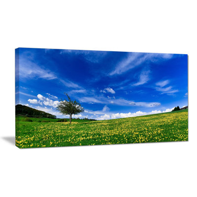 « spring landscape green fields », reproduction de photo sur toile tendue
