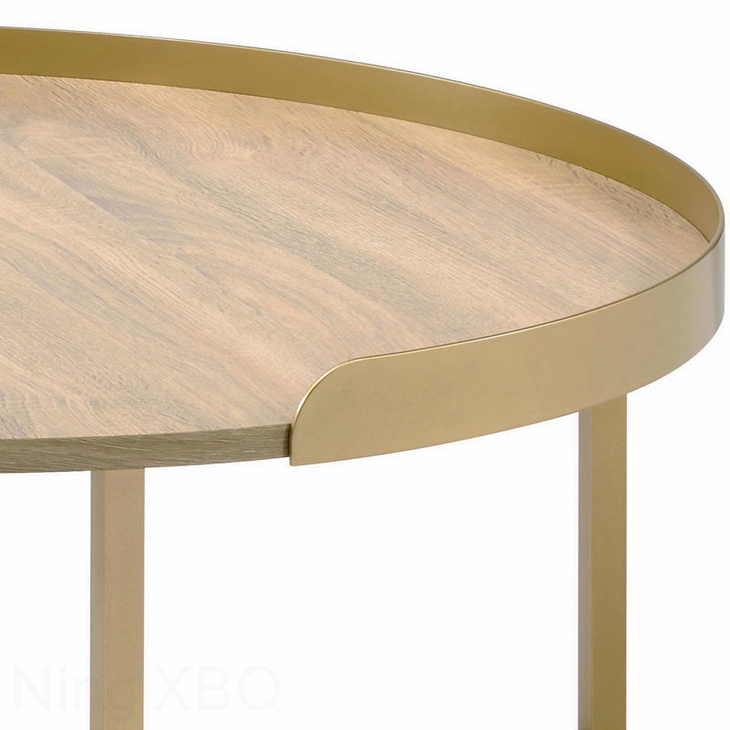 Table basse en chêne avec plateau et accents dorés
